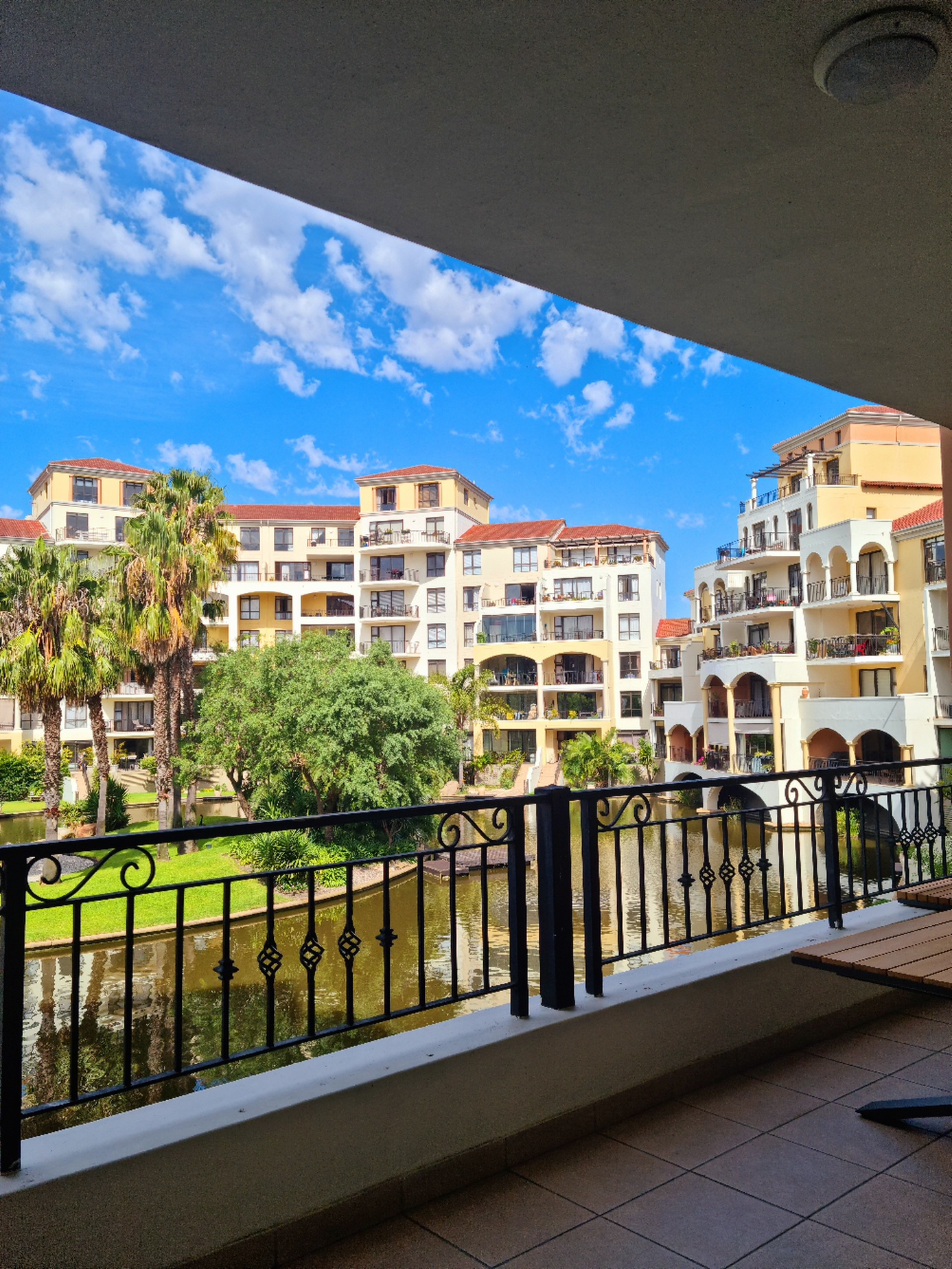 Portofino 3-Bed - Unit 105 - Sleeps 6 - 2